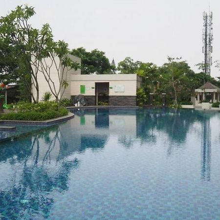 1 Bedroom Apartment Near Central Park Mall Jakarta Exterior foto