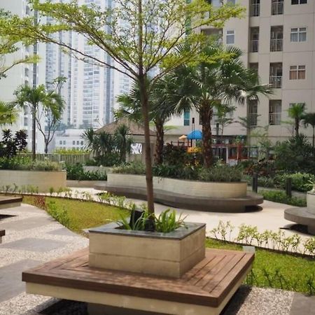 1 Bedroom Apartment Near Central Park Mall Jakarta Exterior foto